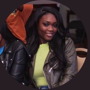 Meet your Posher, Loryna